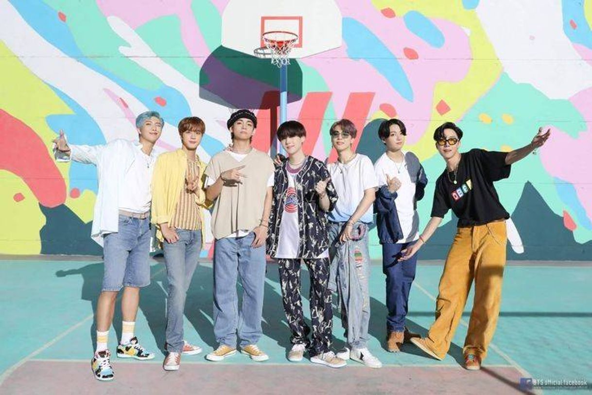 Social BTS (방탄소년단) 'Dynamite' 