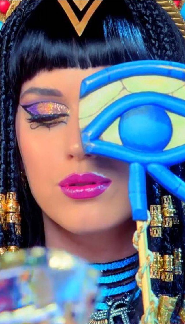 Social Katy Perry - Dark Horse 