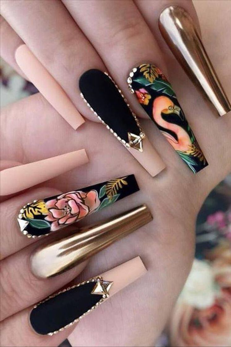 Fashion Nails