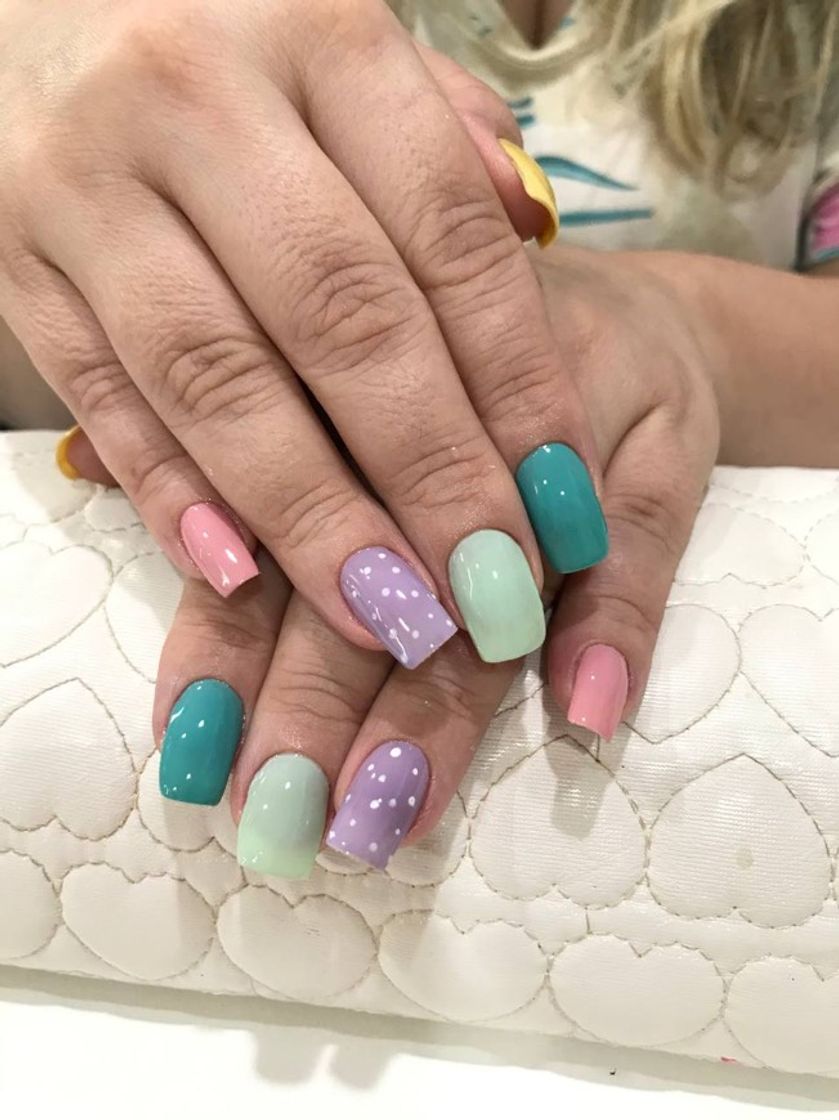 Moda Unhas coloridas 