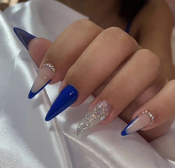 Fashion Blue nails