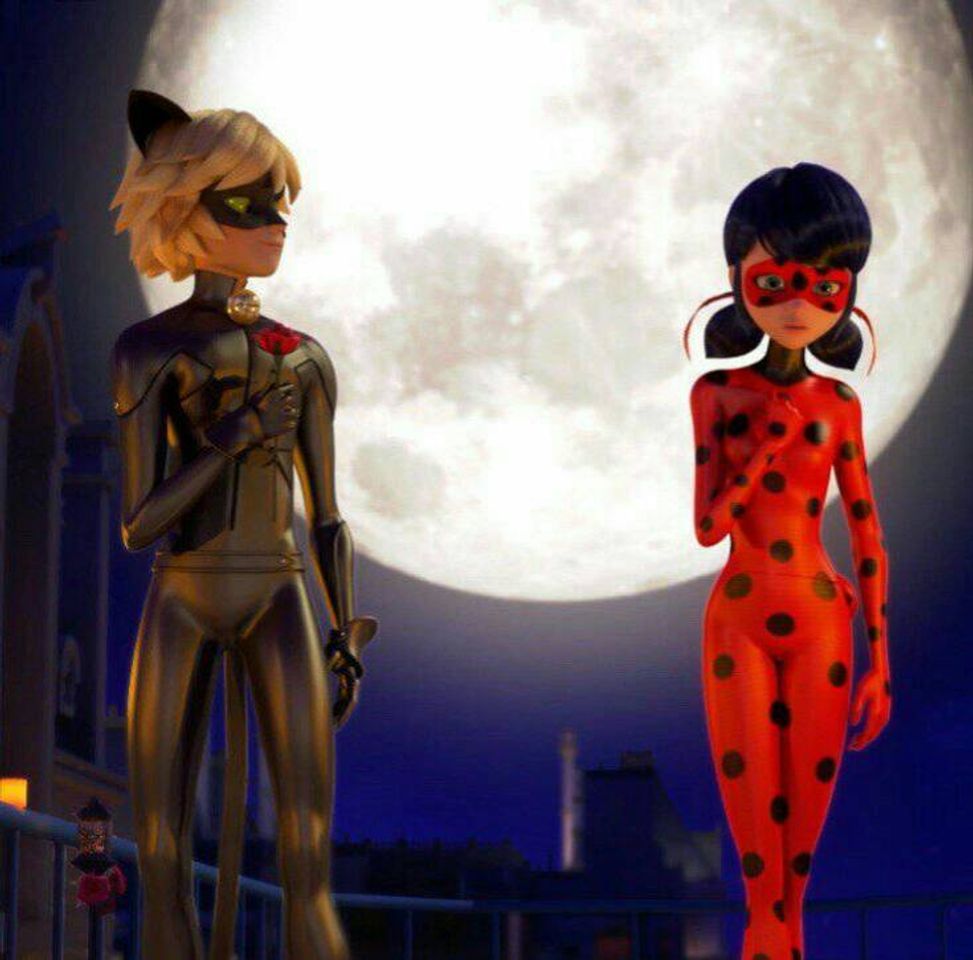 Social Ladynoir ao luar