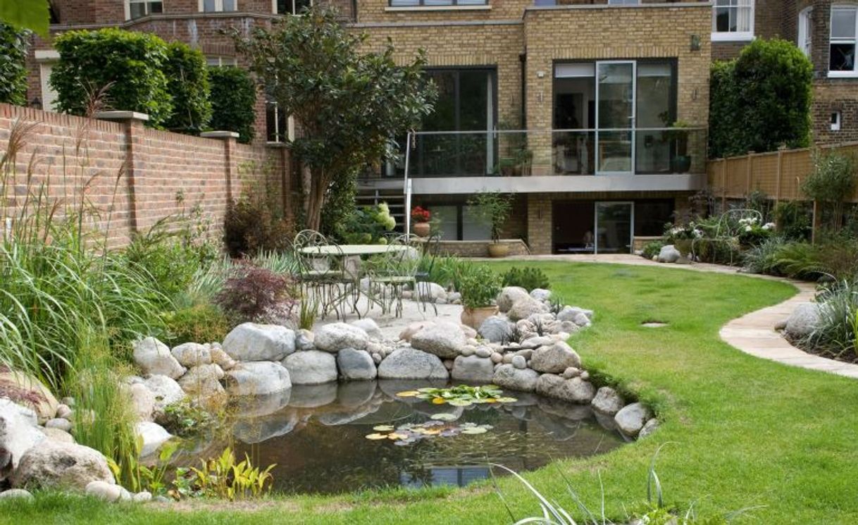 Social Garden decor
