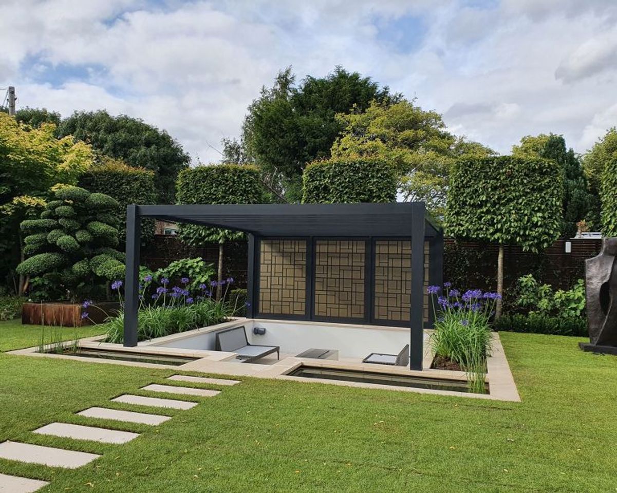 Social Garden decor