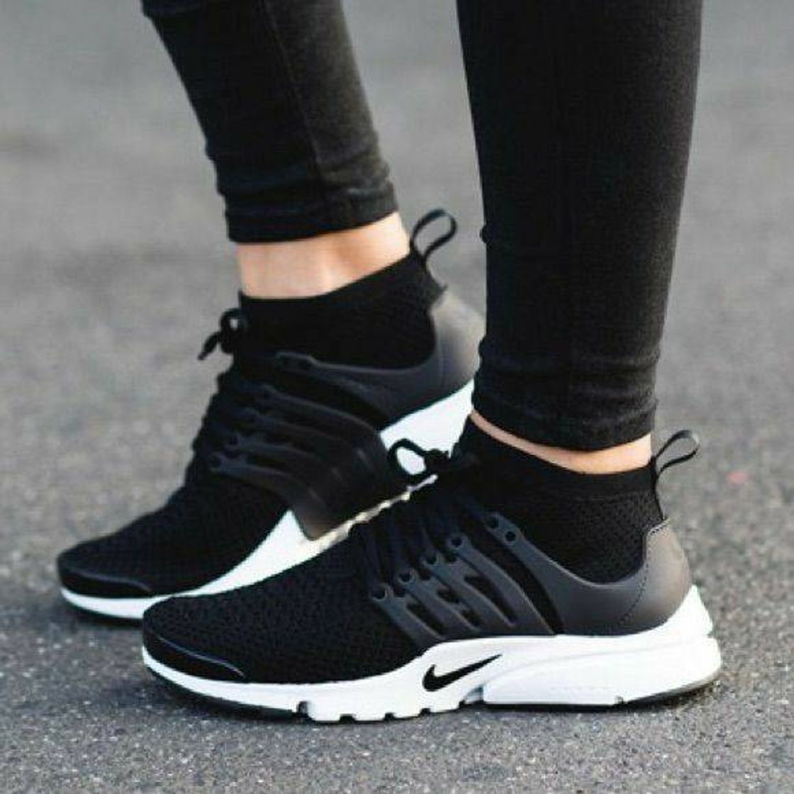 Fashion Nike air presto flyknit black white size