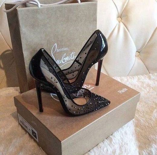 Salto Christian Louboutin 🖤