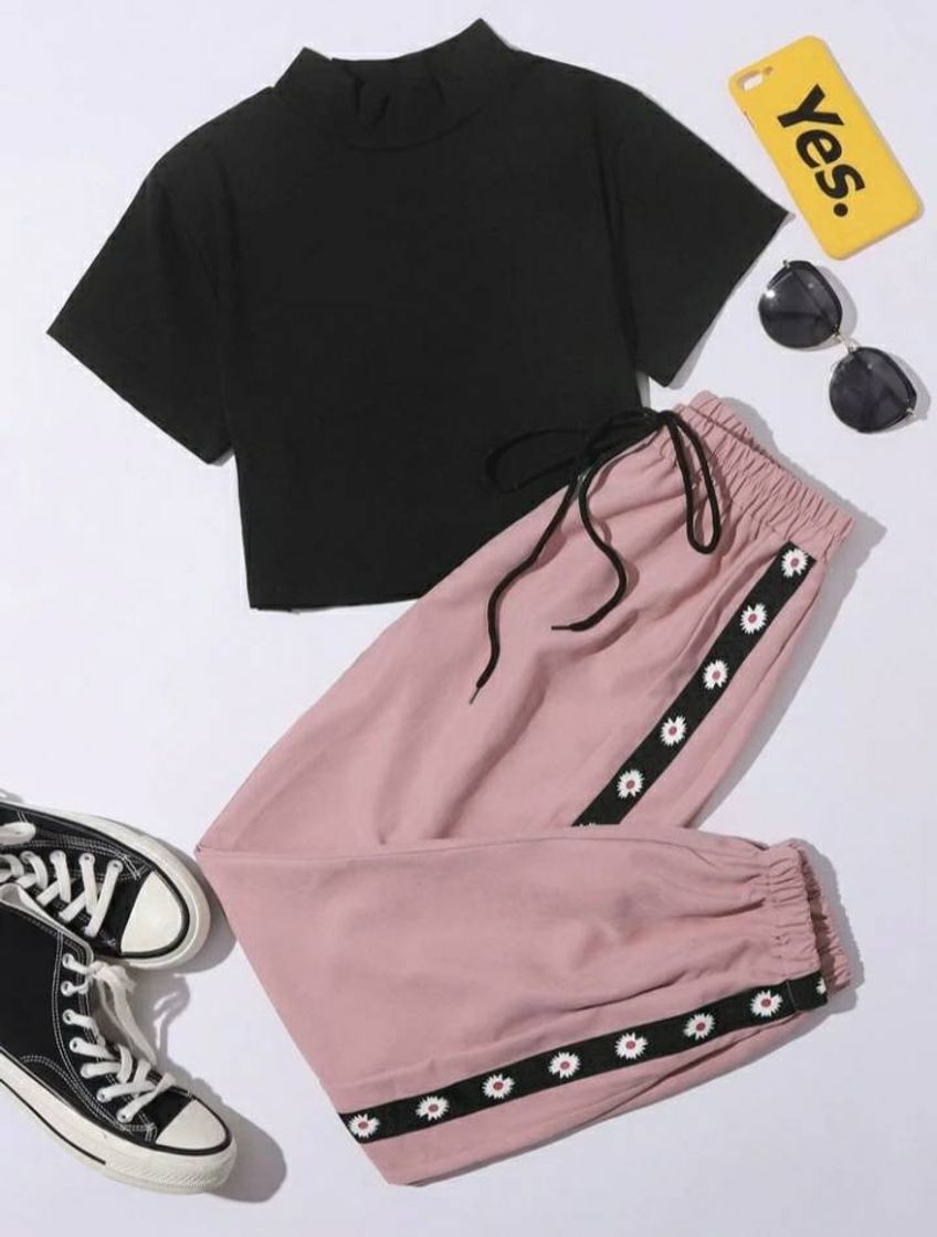 Moda Calça e blusa shein preto e rosa