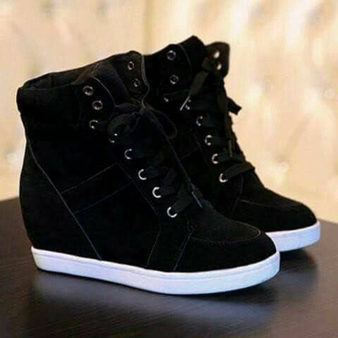 Moda Sneakers no Pinterest