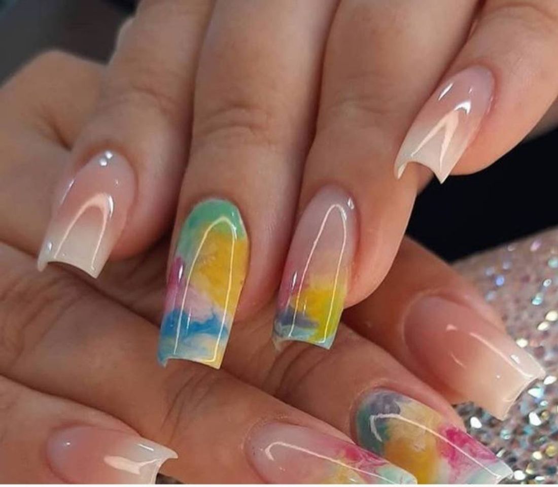 Moda Unhas coloridas!