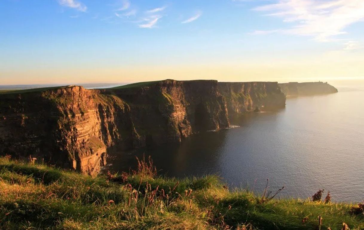 Place Cliffs of Moher