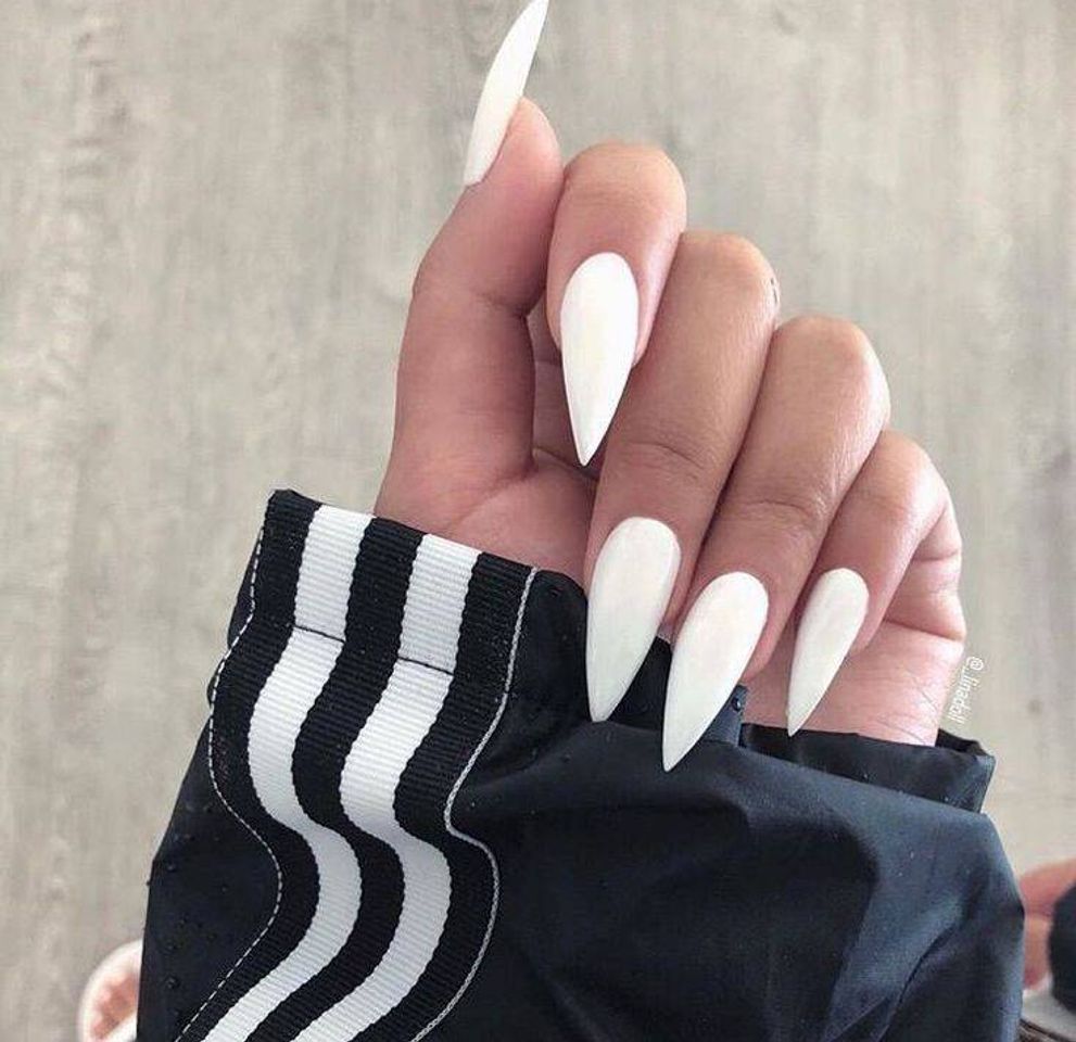 Moda Nails🤍