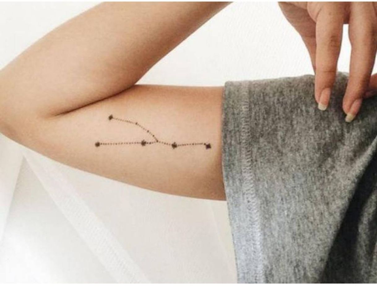 Moda Tatuagem constelação de touro