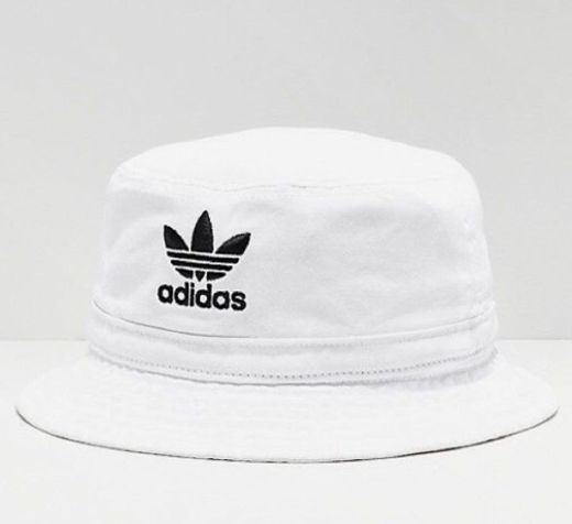 Chapéu Adidas ✨