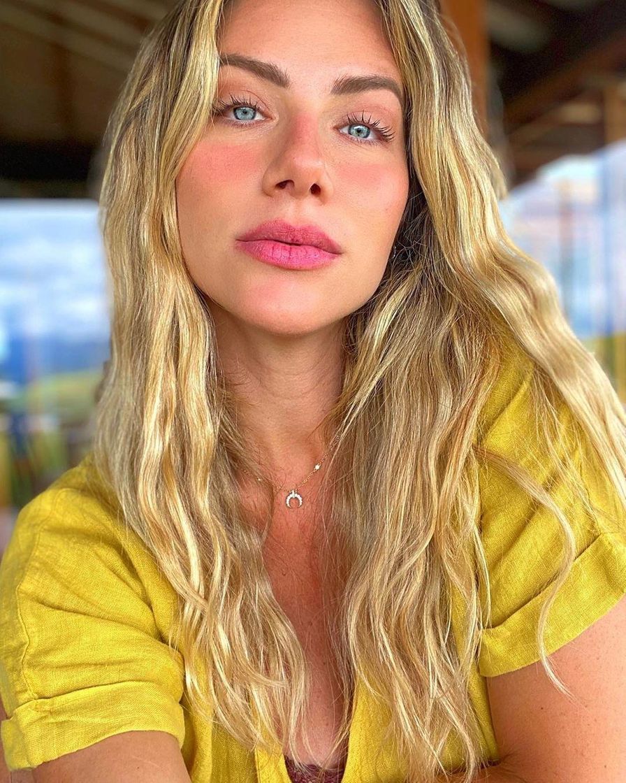 Fashion Giovanna Ewbank