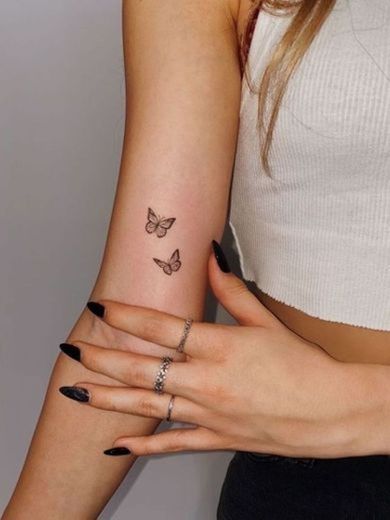 tatuagem de borboletas