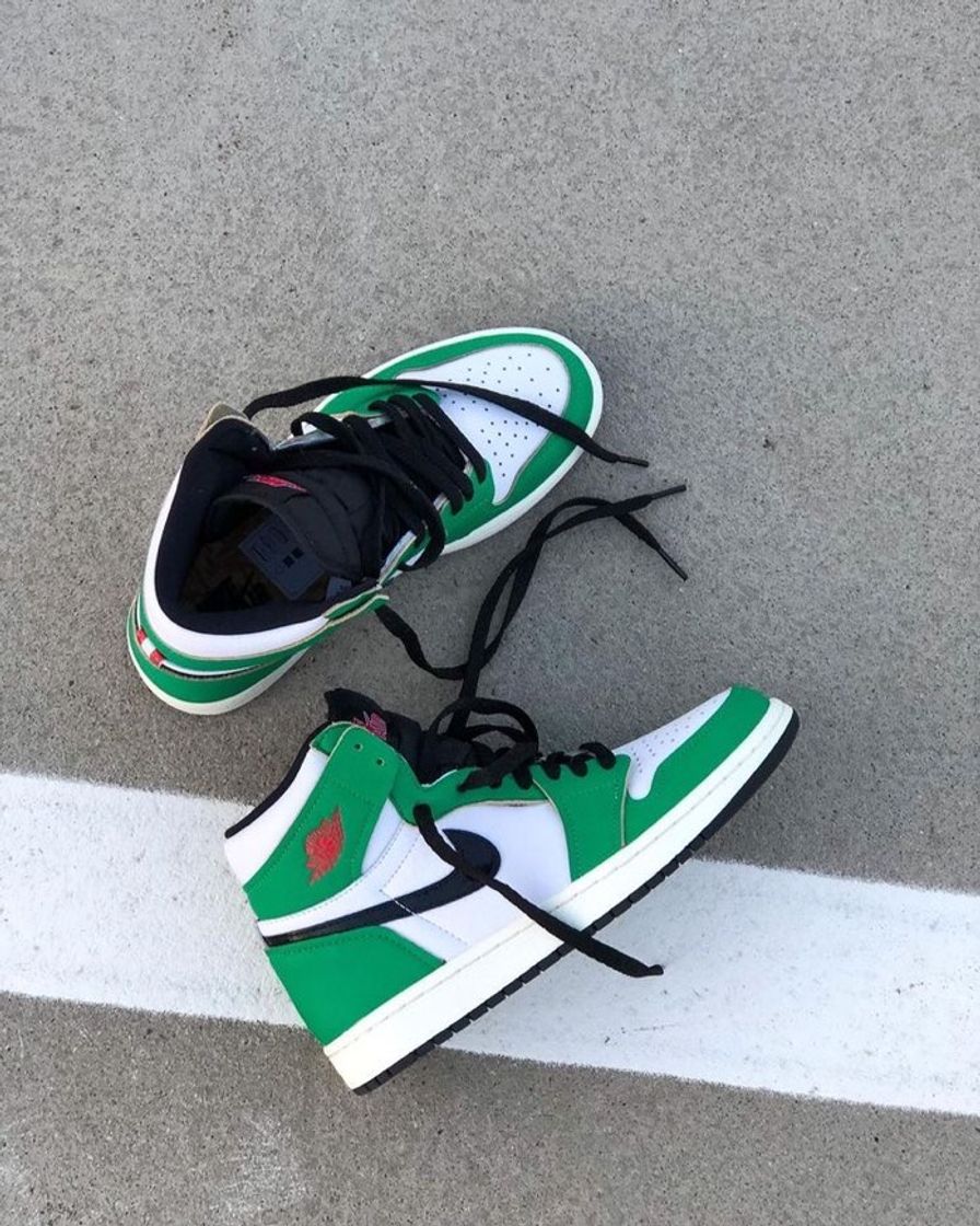 Moda Air Jordan 1 MID 💚