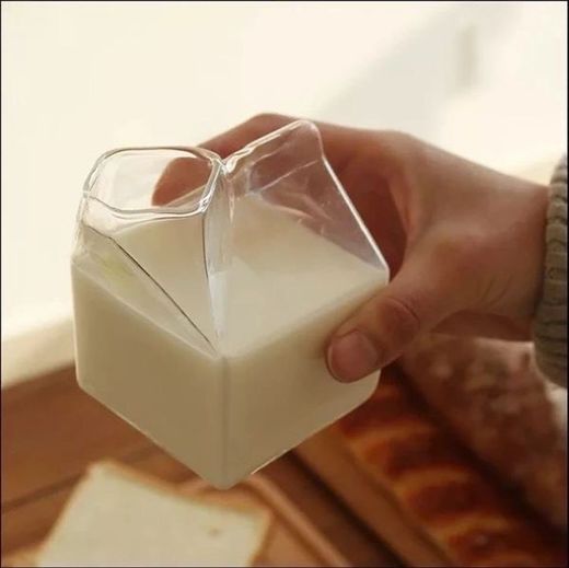 Copo em formato de caixa de leite 🧋