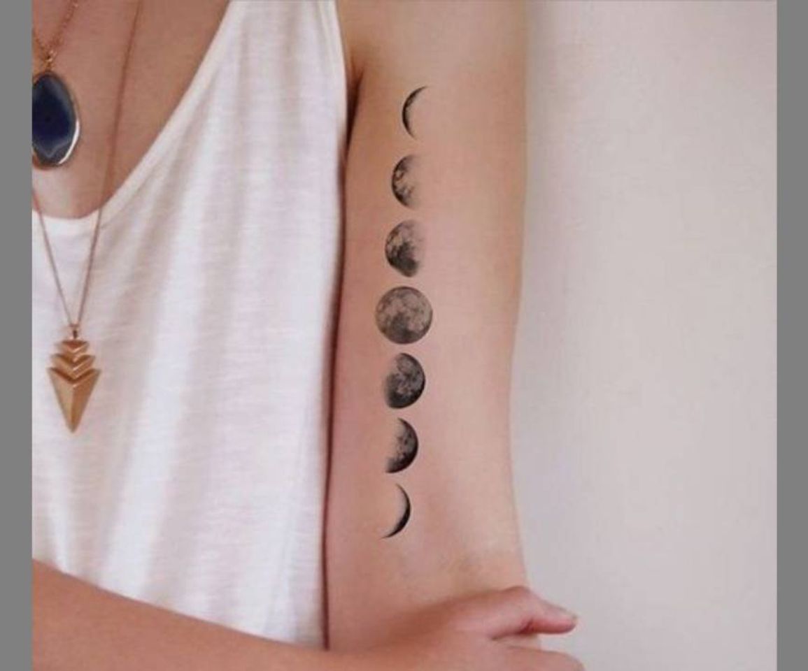 Fashion Tatuagem de lua