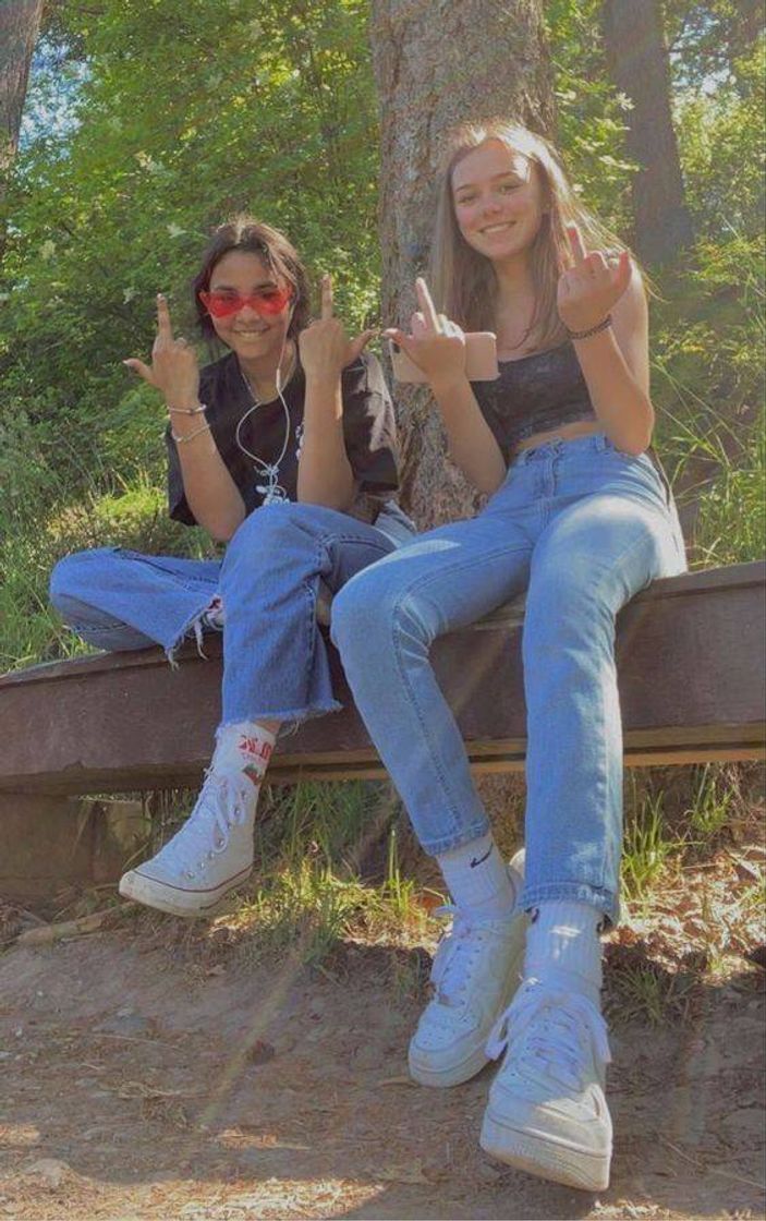Social Besties