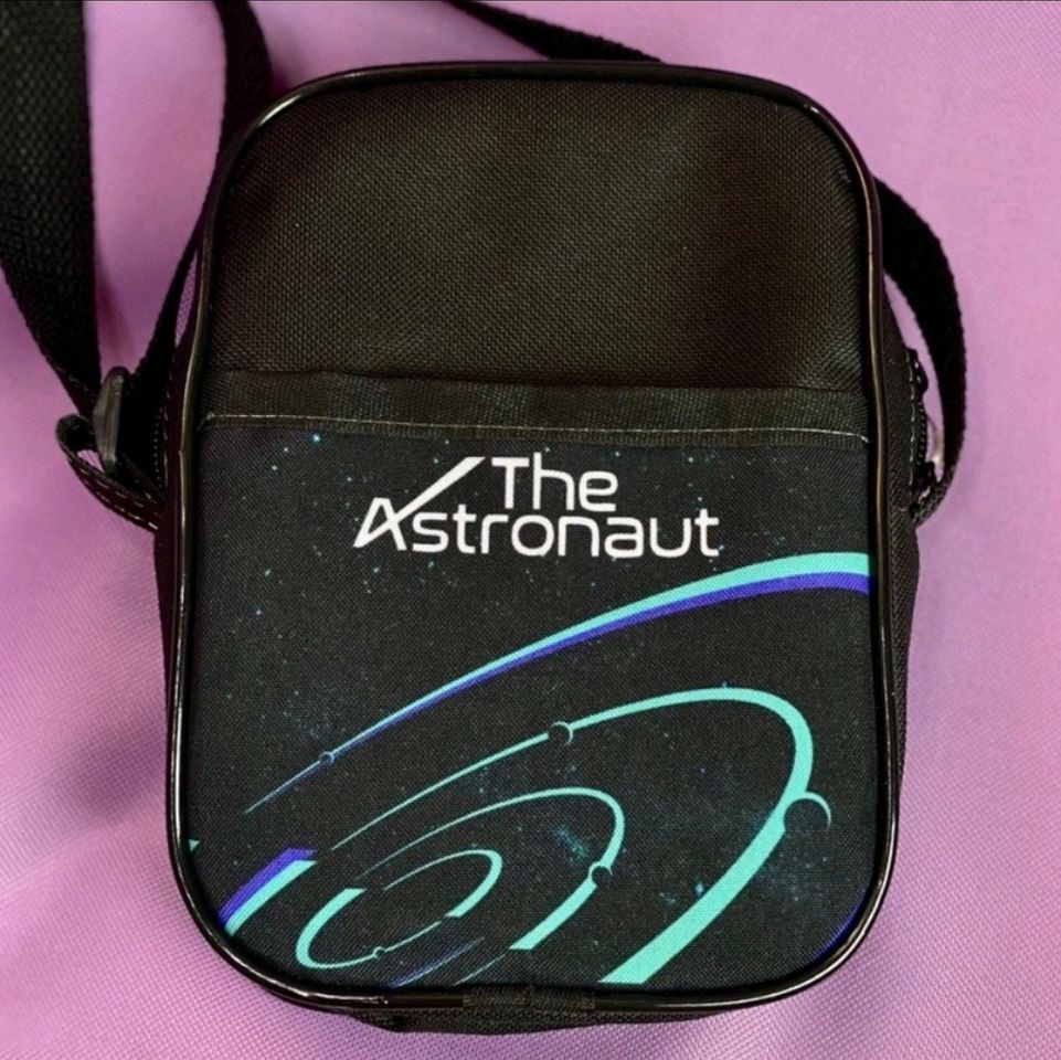 Social The Astronaut