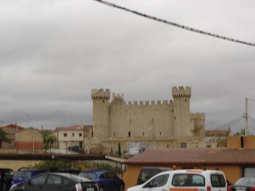 Castillo de Olmillos de Sasamon
