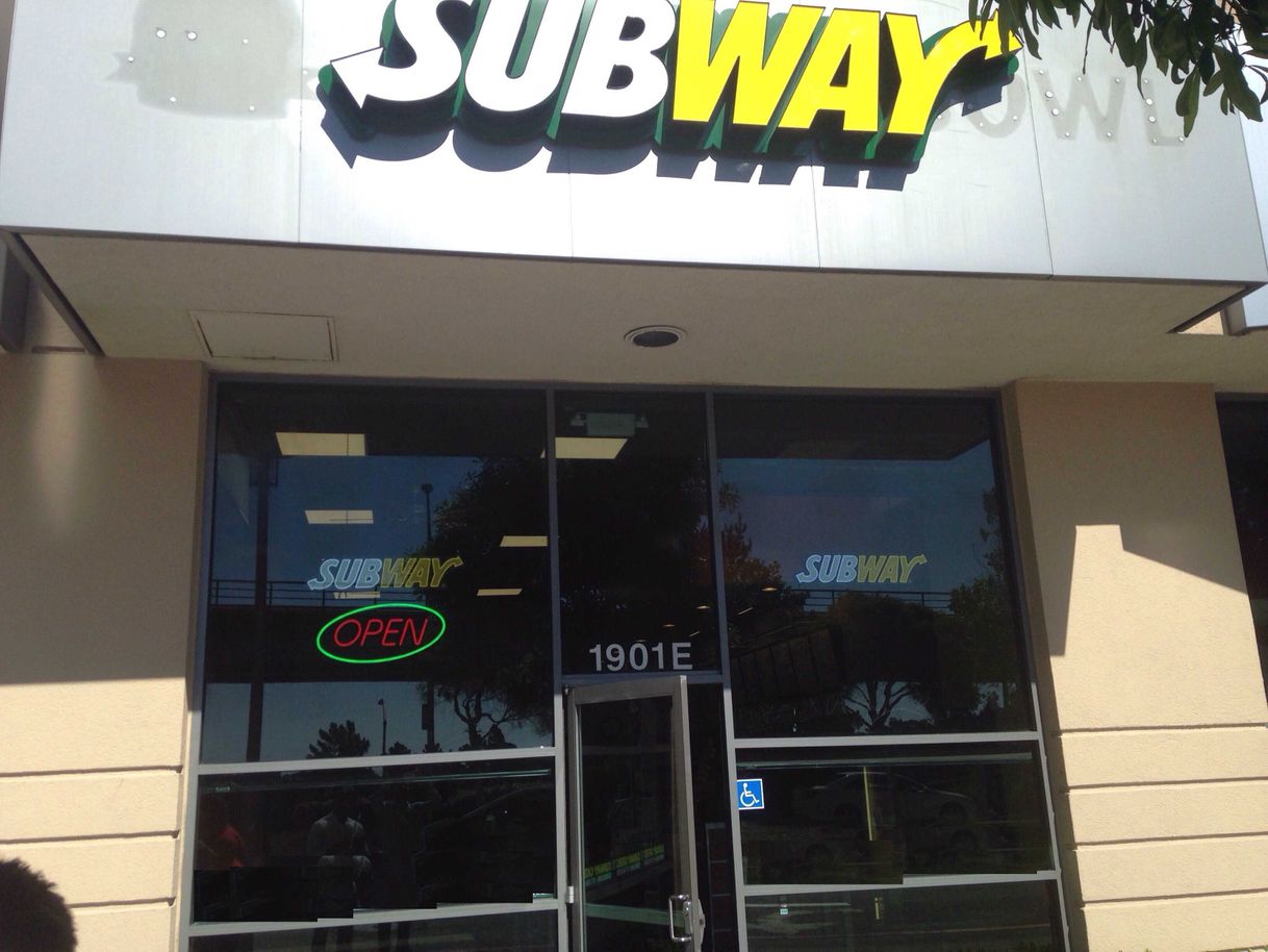 Restaurants Subway