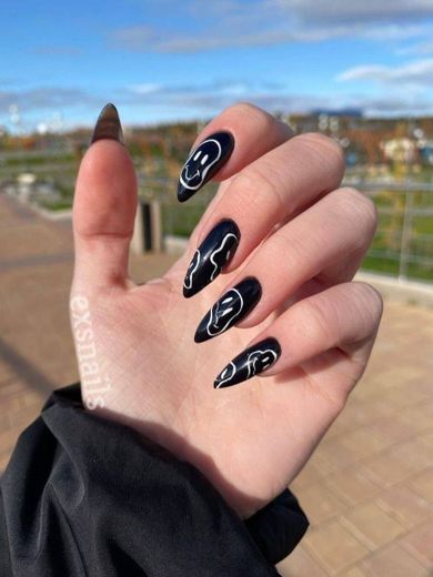 Esmaltação preta🖤