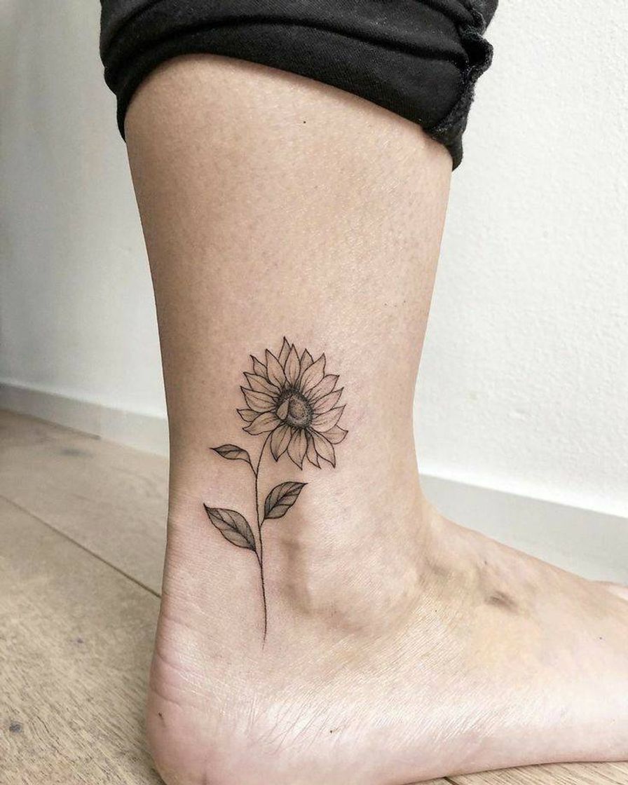 Fashion tattoos