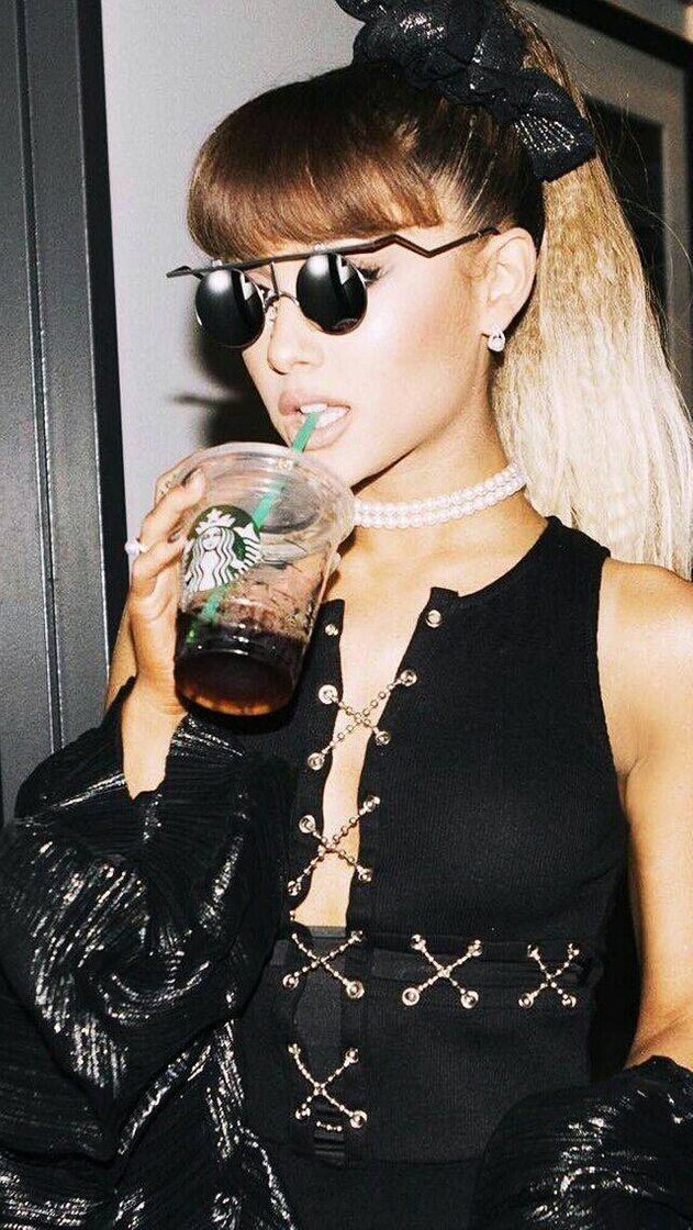 Social Wallpapers:  Edición Ariana Grande ♡