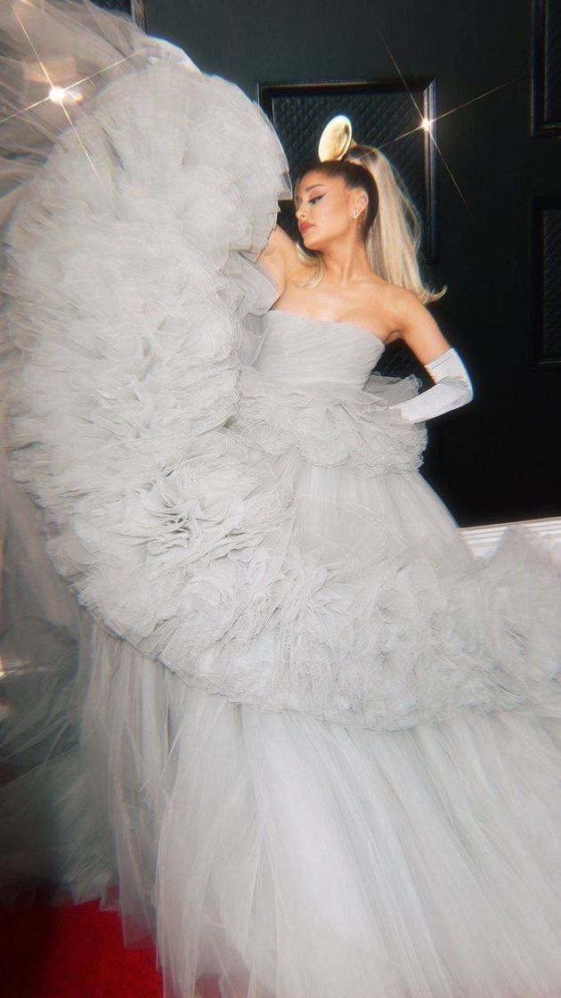 Social Wallpapers:  Edición Ariana Grande ♡
