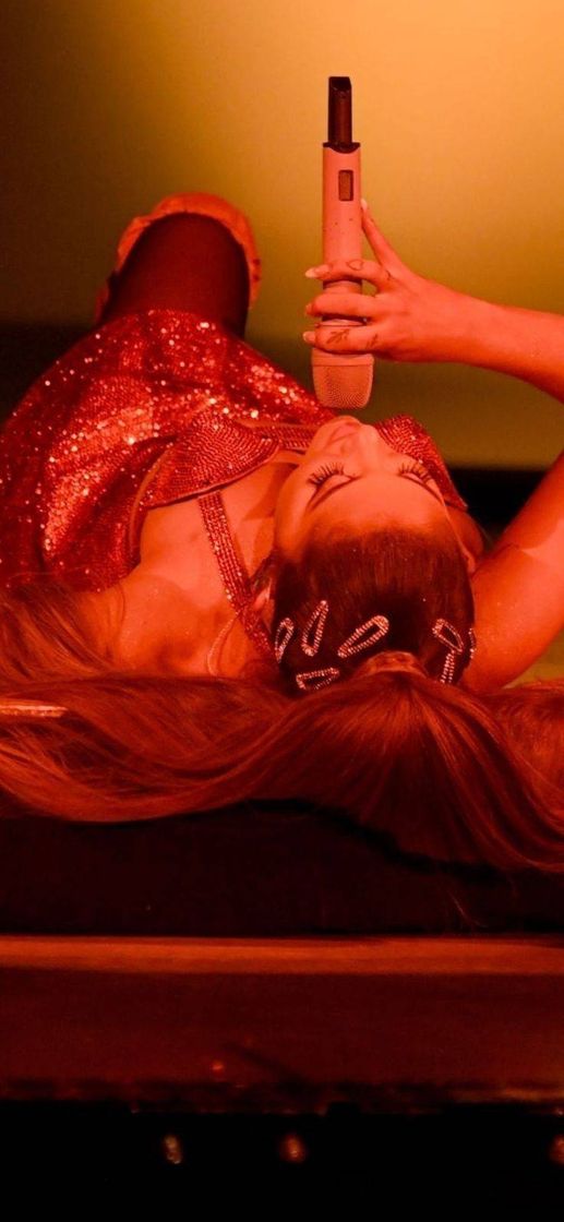 Social Wallpapers:  Edición Ariana Grande ♡