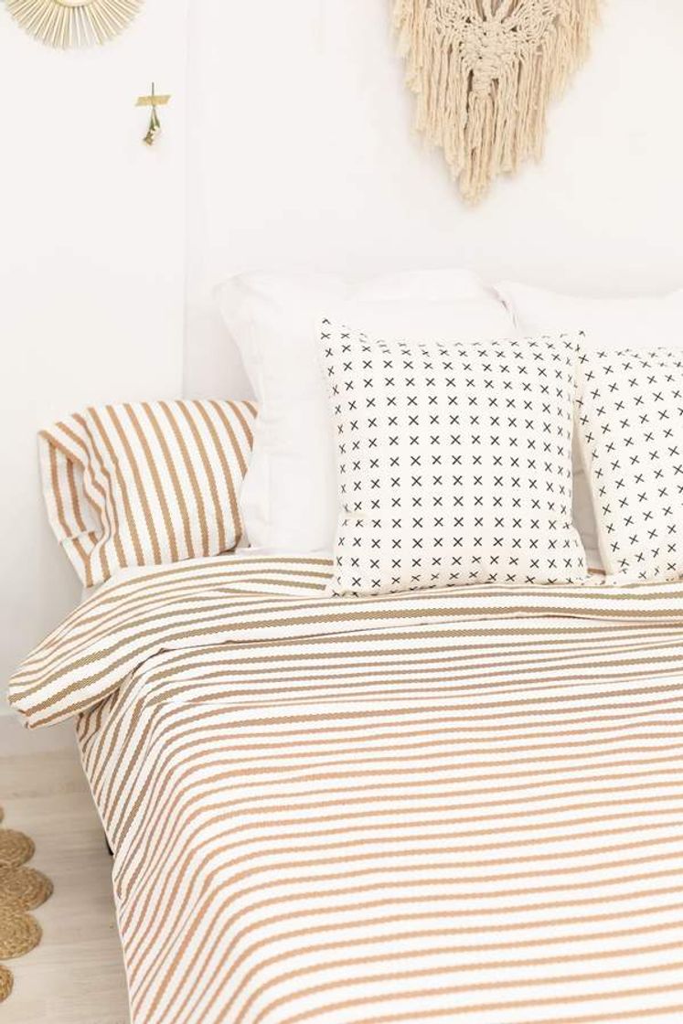 Social Sokios decora tu hogar. Cojines, fundas nórdicas, manteles y plaids.