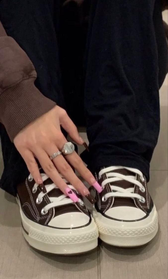 Social in love with brown