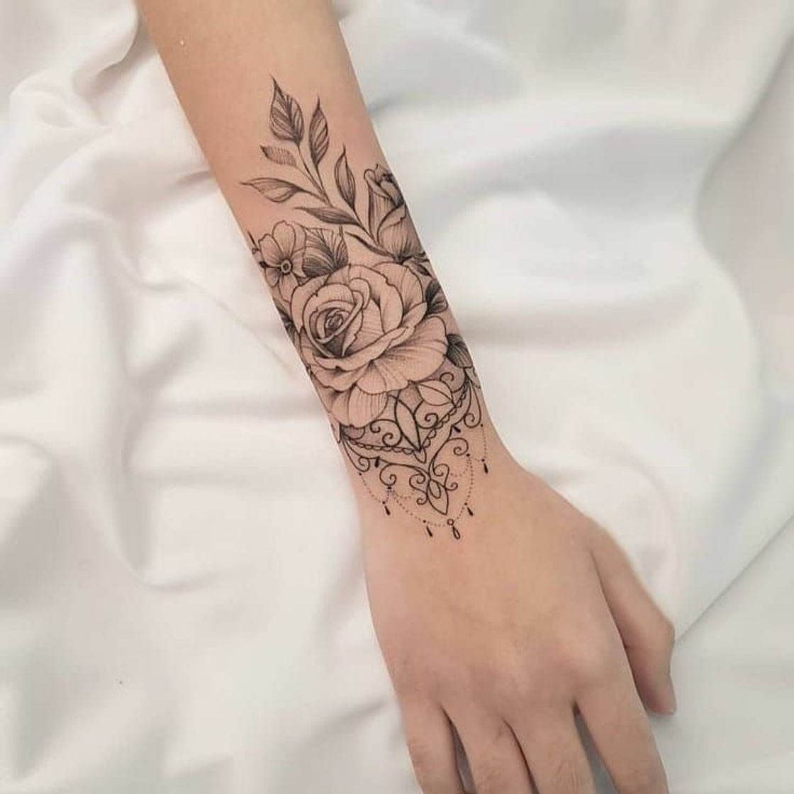 Fashion Tattoo🙇🏻‍♀️