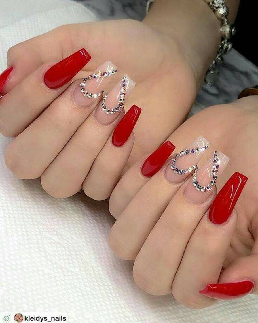 Moda Nail Red