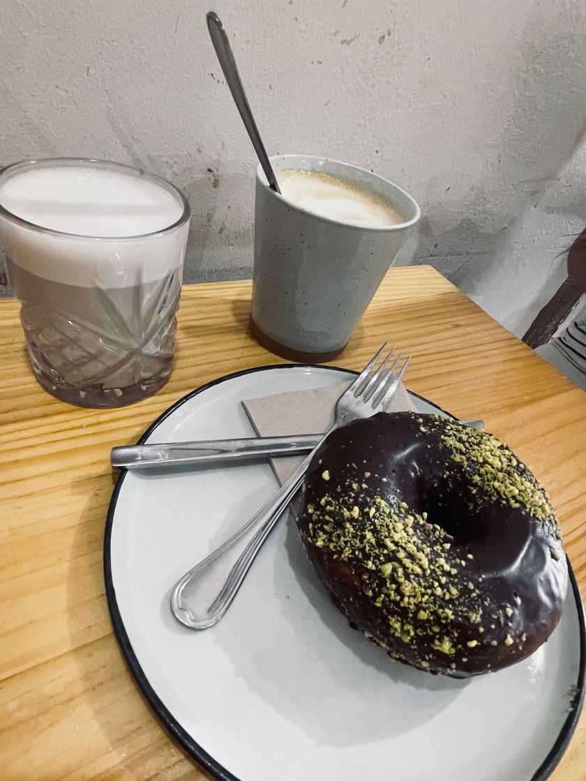 Lugar Delish Vegan Doughnuts