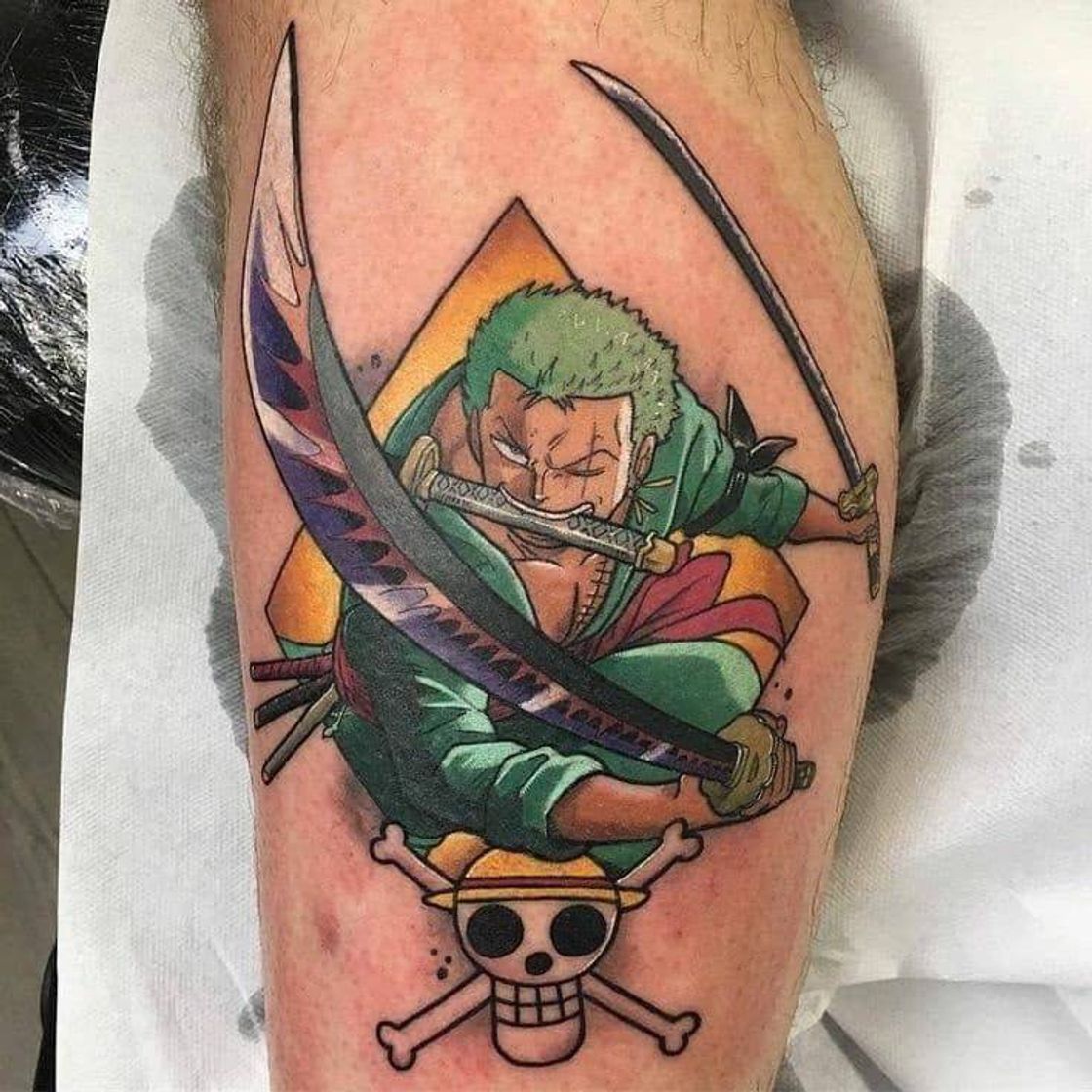 Moda Tatuagem Zoro One Piece