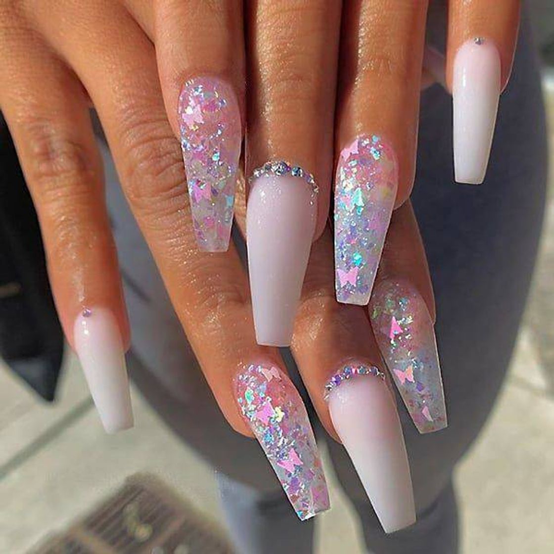 Unhas com brilho
