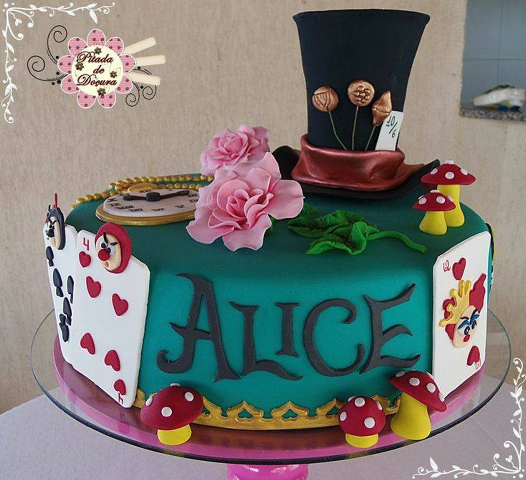 Fashion Alice's cake