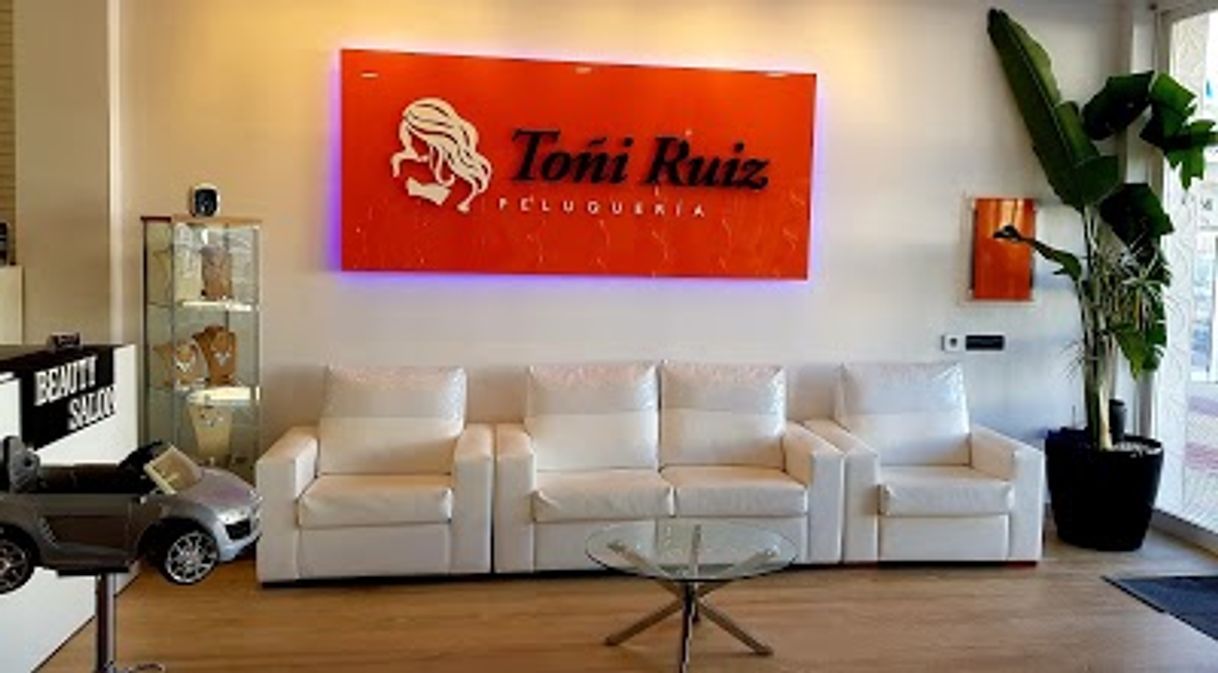 Lugar Peluquería Toñi Ruiz en Es Canar