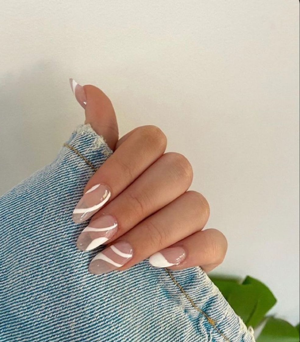 Social White nails
