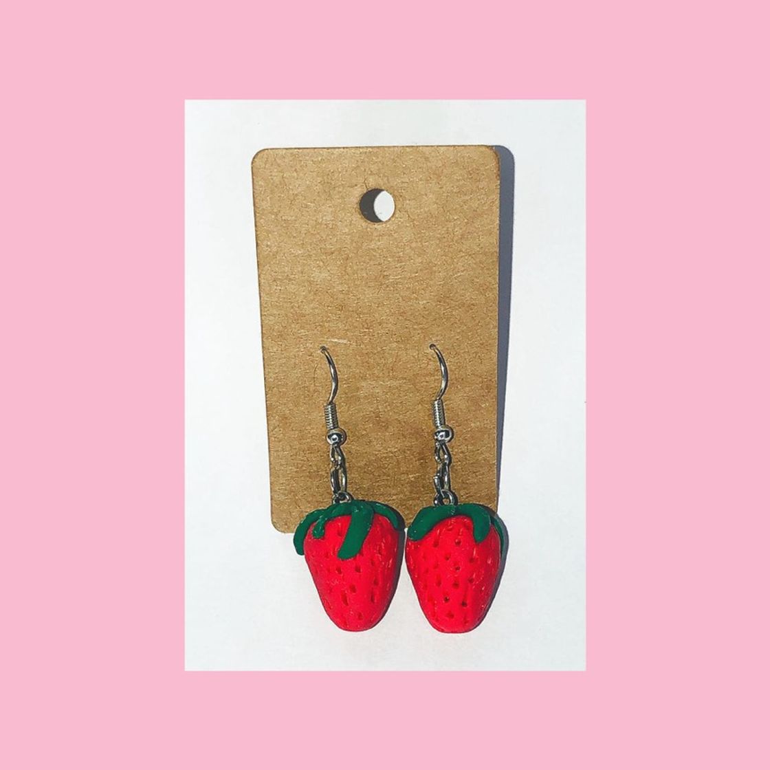 Producto Pendientes fresita 🍓 