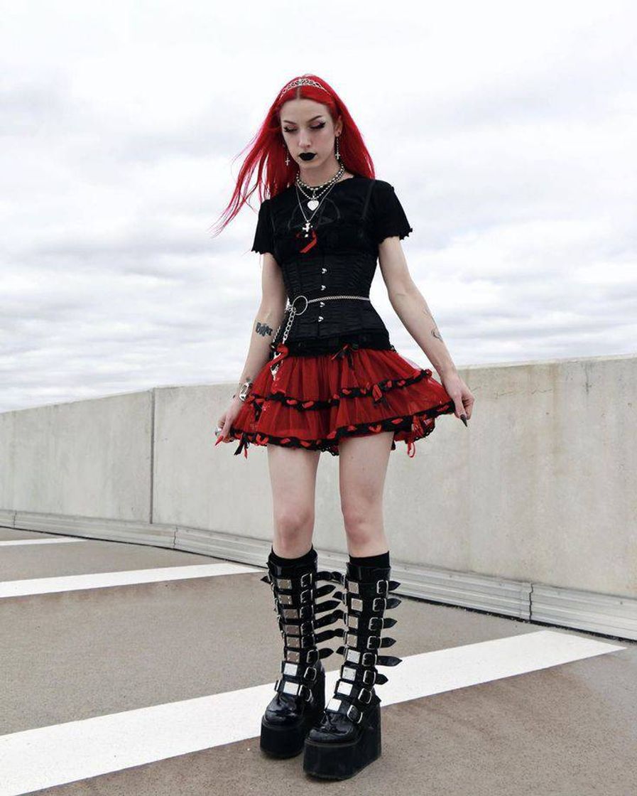 Fashion look goth