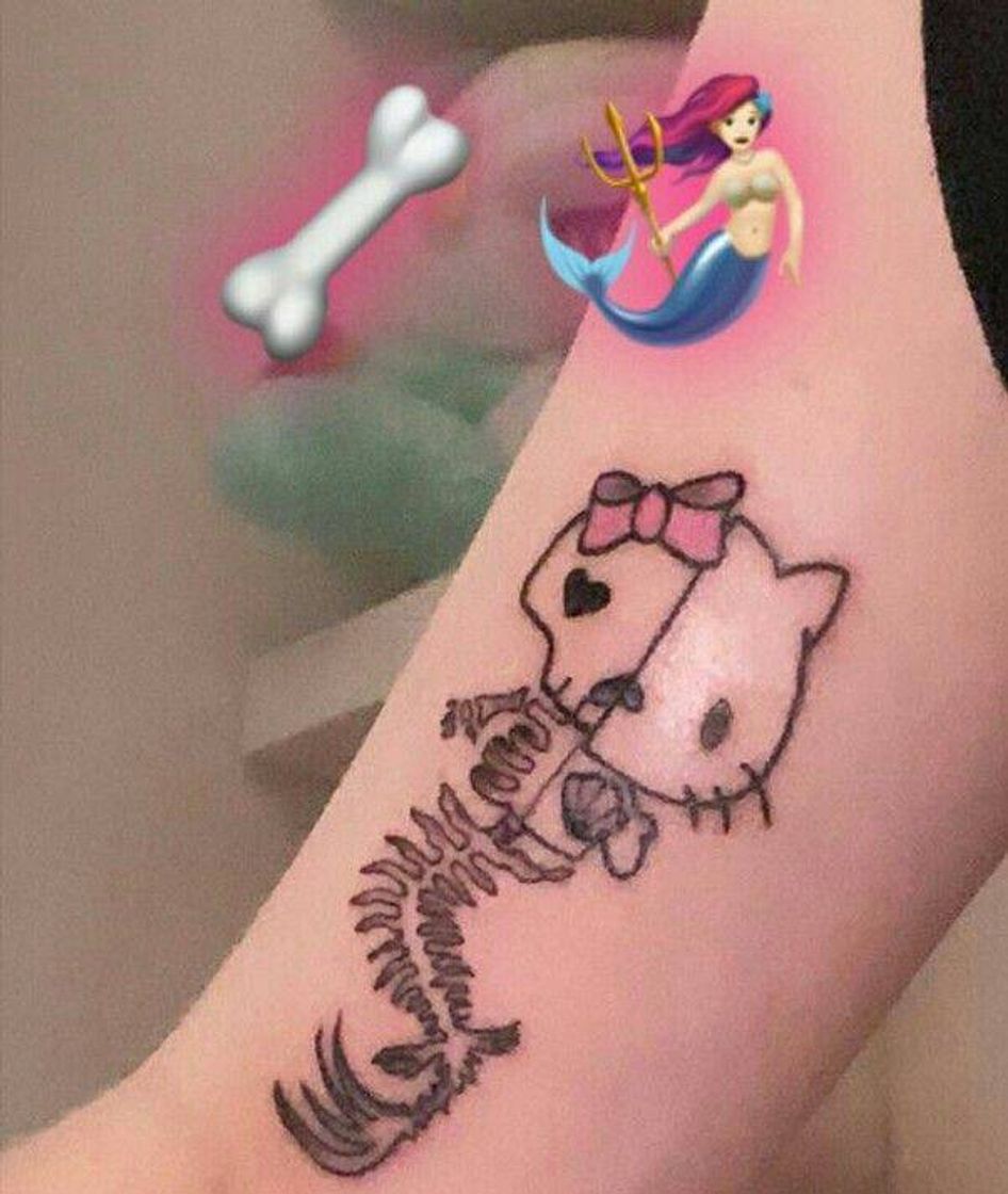 Moda tattoo hello kitty 💗