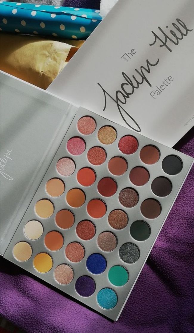 Product JACLYN HILL EYESHADOW PALETTE