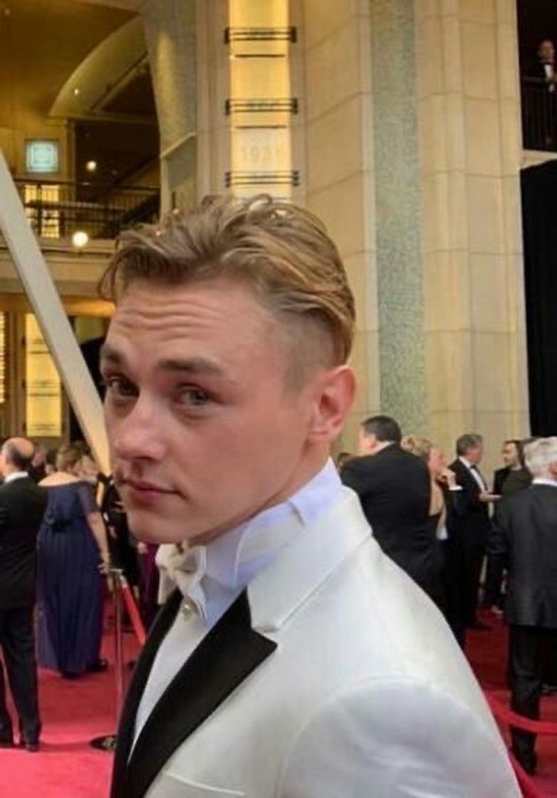 Fashion Ben Hardy