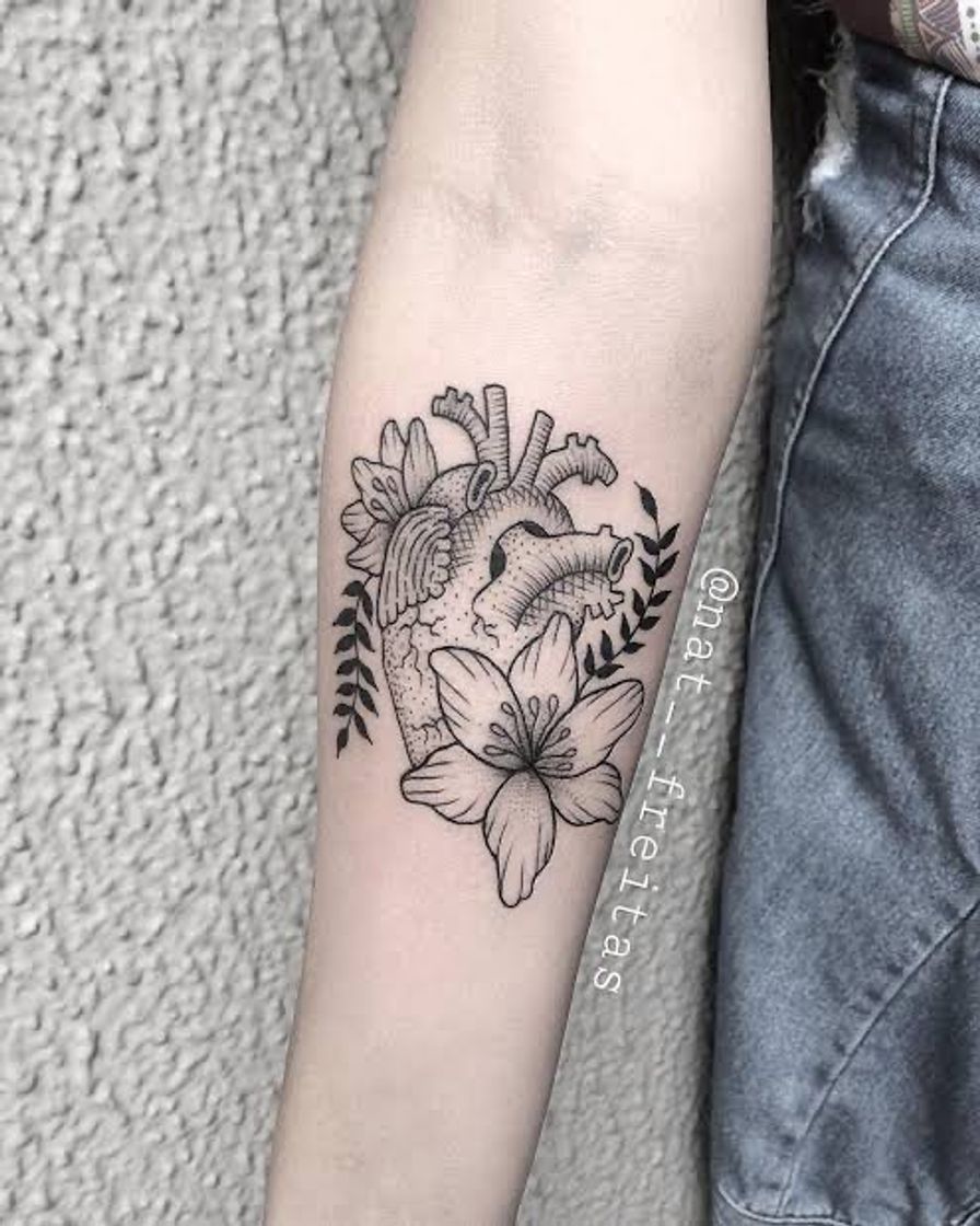 Fashion Tatuagem Coração