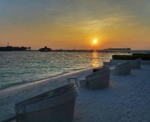 Nascer do Sol em Maldivas