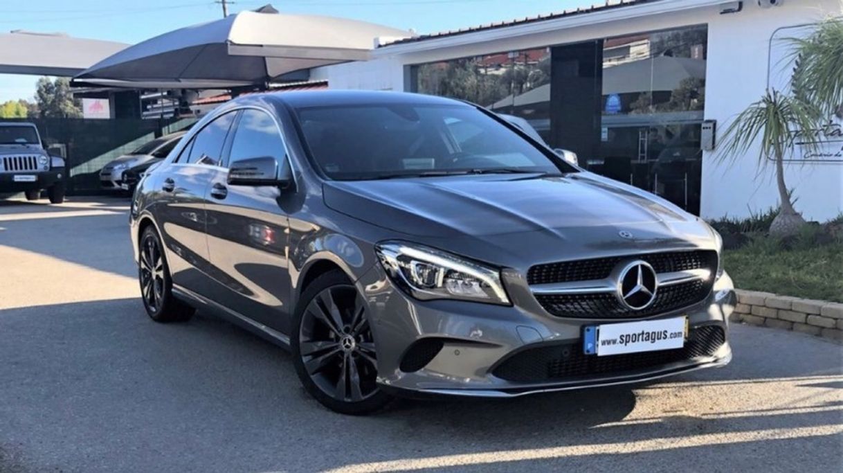 Social Mercedes Benz Classe CLA 