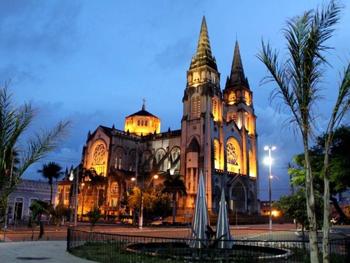 Lugar Metropolitan Cathedral of Fortaleza